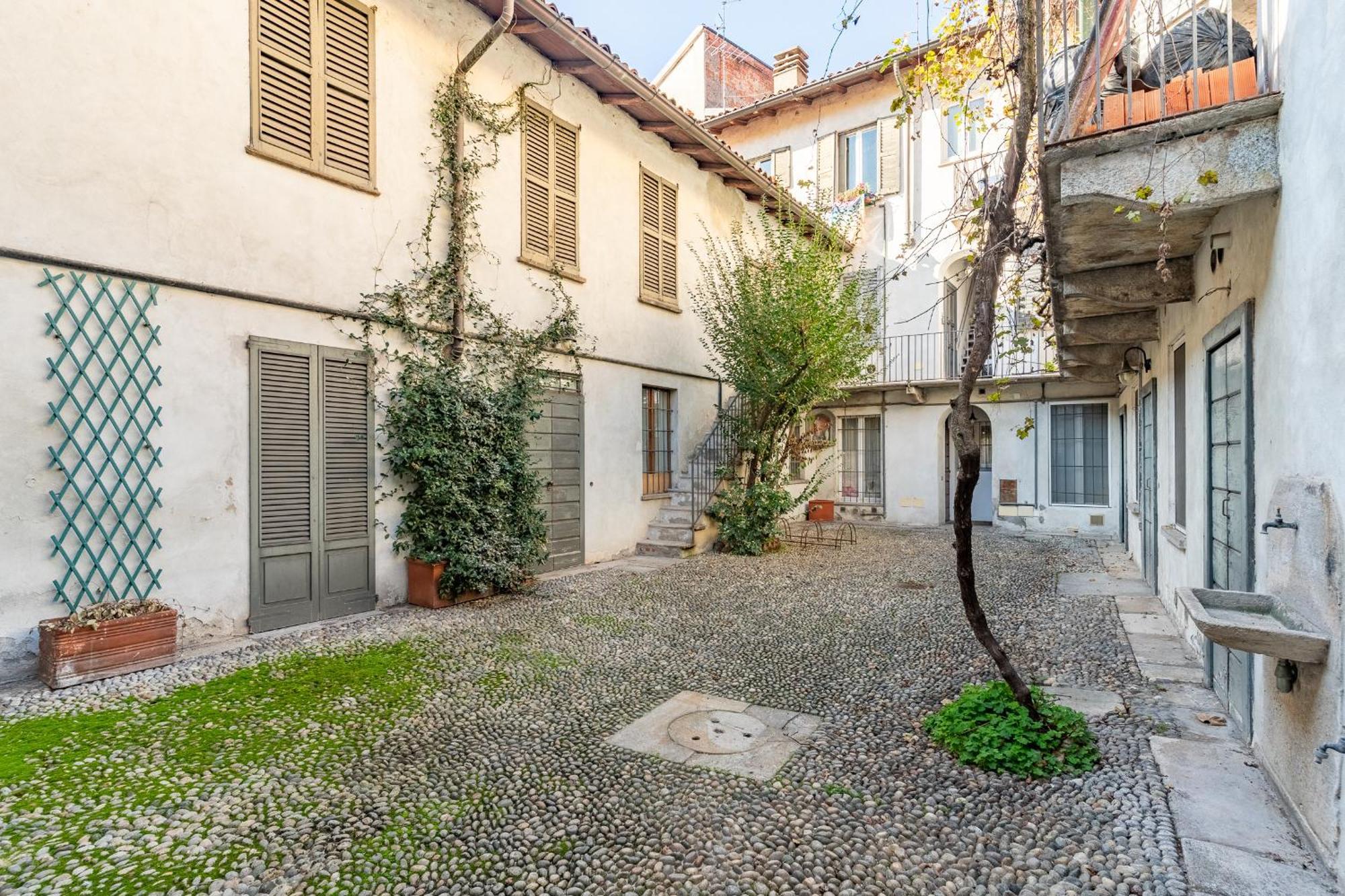 Milan Stay - Alzaia Naviglio Grande Екстер'єр фото