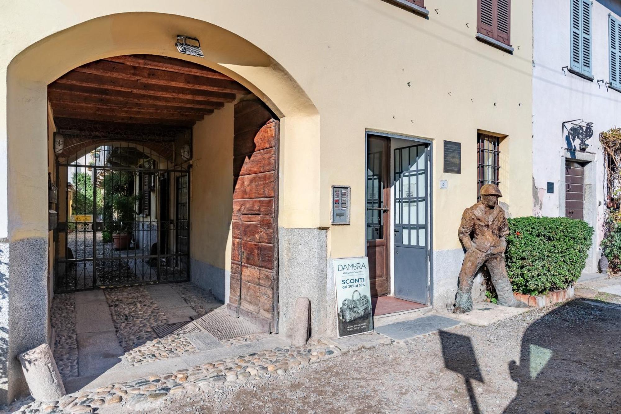 Milan Stay - Alzaia Naviglio Grande Номер фото