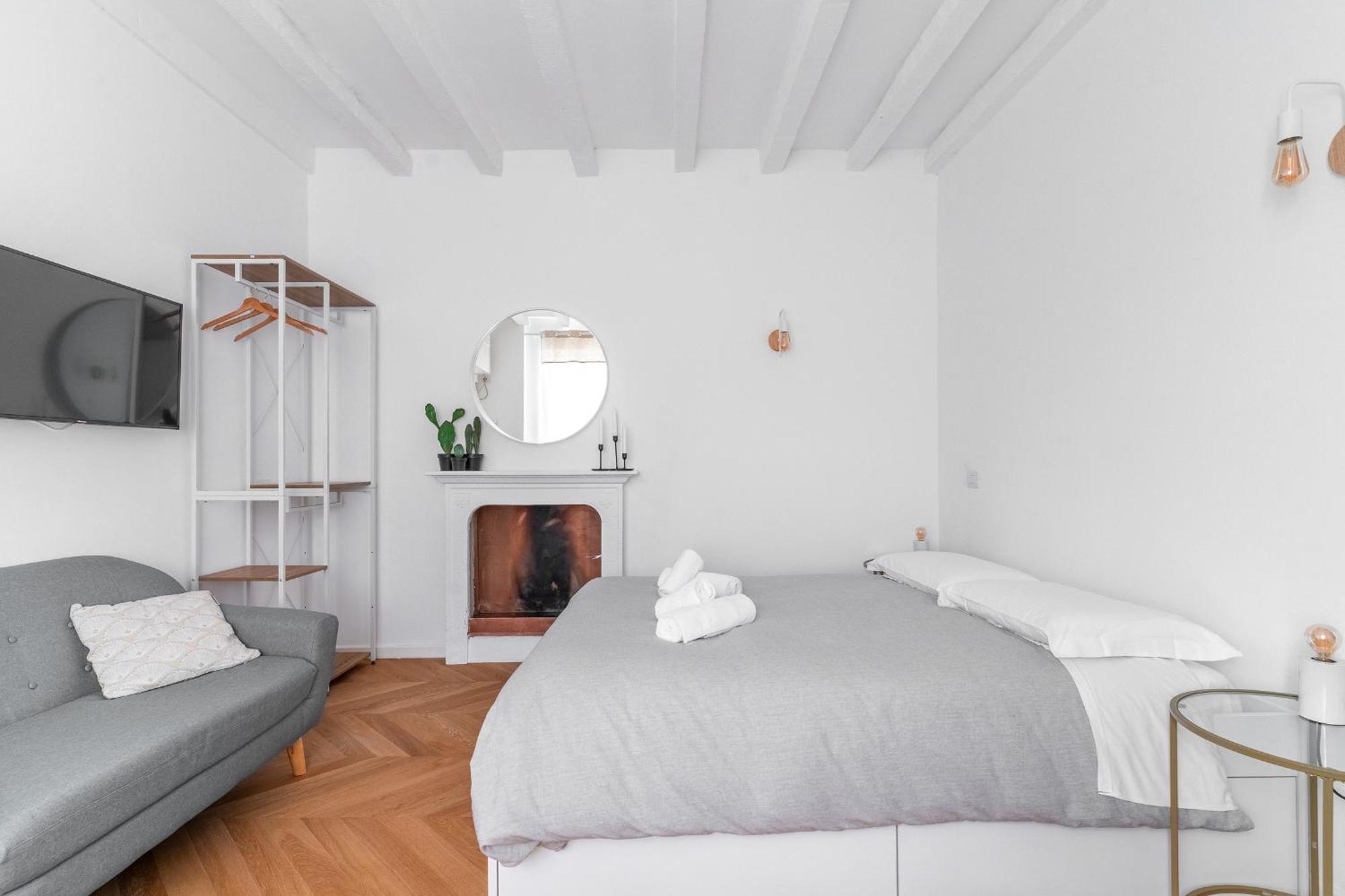 Milan Stay - Alzaia Naviglio Grande Номер фото